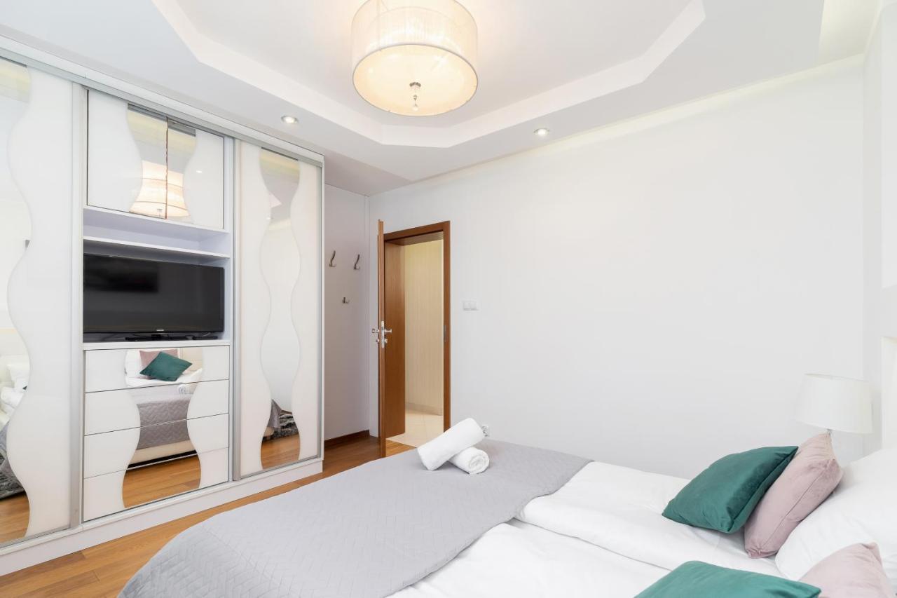 Mountain View Apartment Zborowskiego Krupowki By Noclegi Renters Zakopane Exteriér fotografie